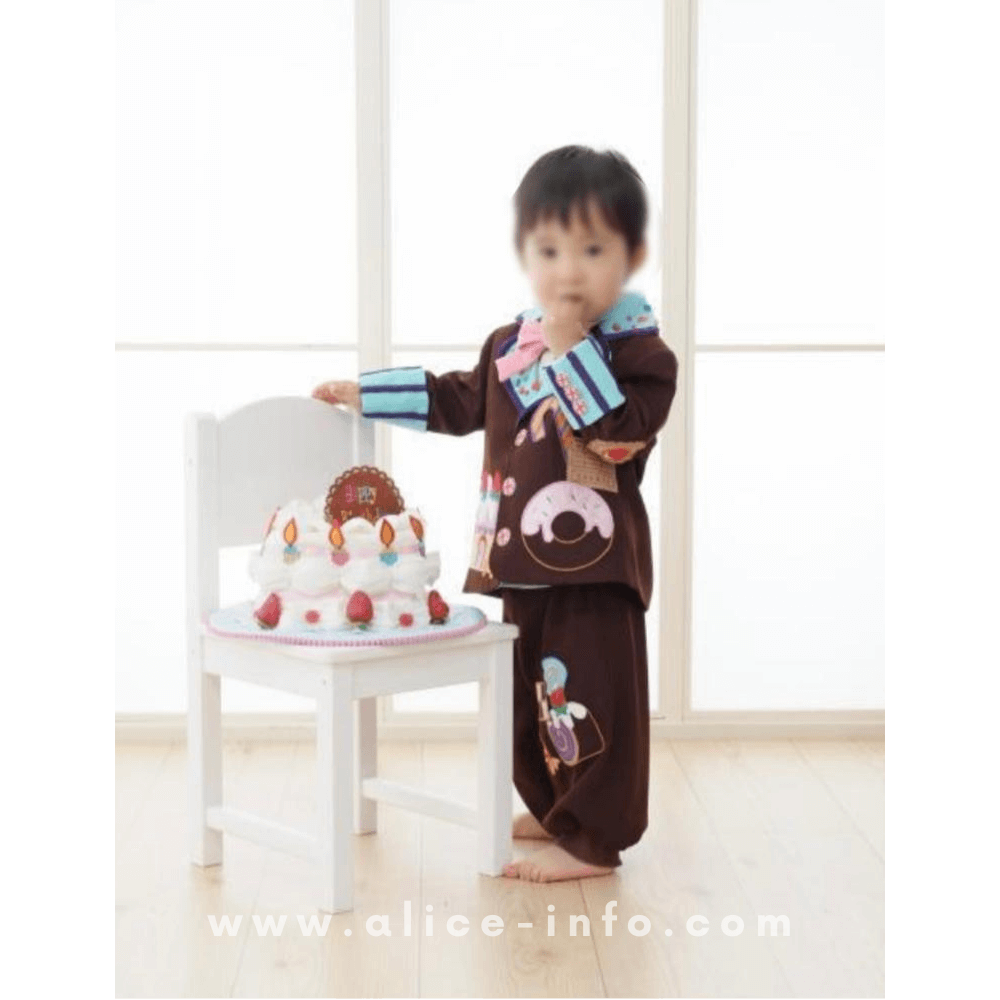 スタジオアリスで撮影した2歳の誕生日の写真