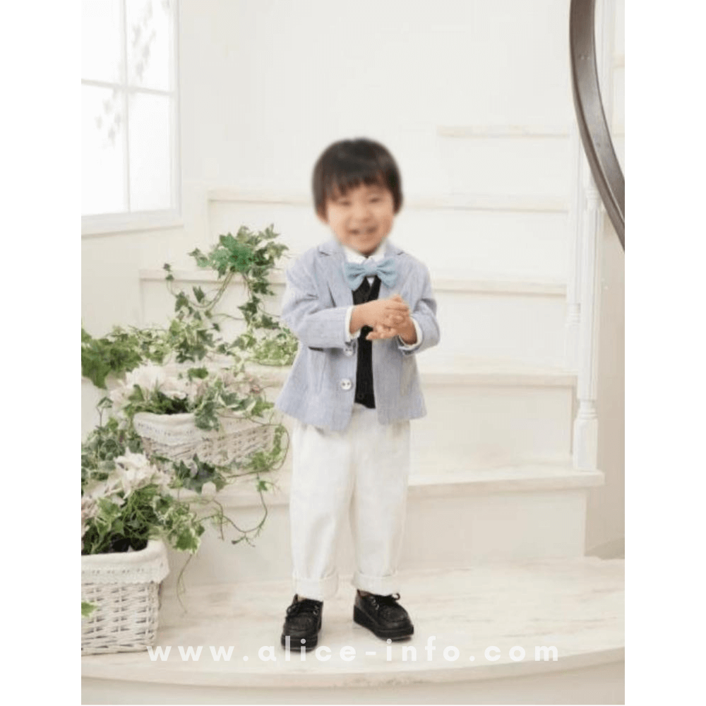 スタジオアリスで撮影した2歳男の子の写真